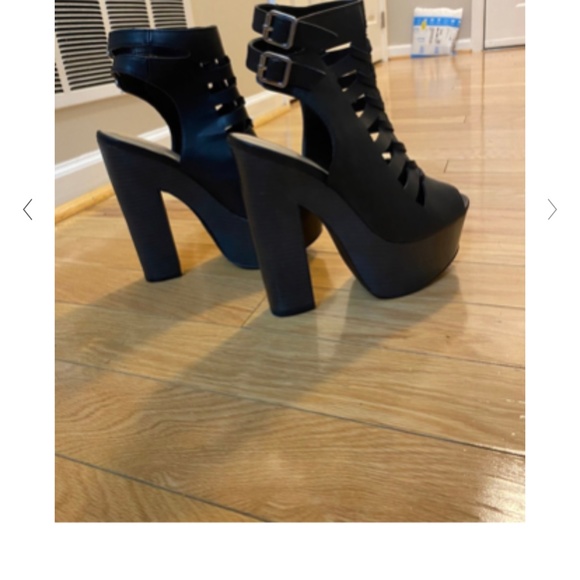 Black platform high heel sandals - Picture 3 of 5